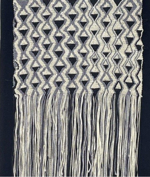 L. Brock, Umbero #1, weaving.